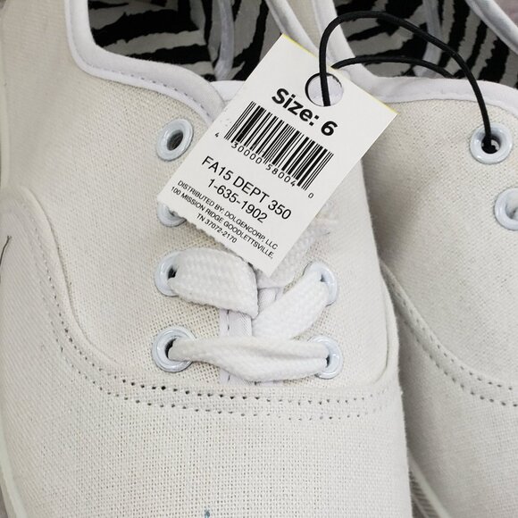 Canvas Casual Ivory Lace Up Loafers Low Top Shoes Off White Size 6 NWT - Picture 10 of 12